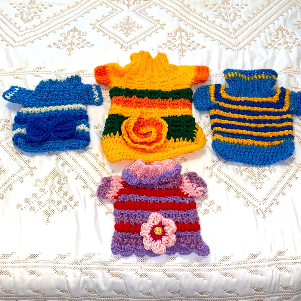 Lot of 4 NEW Handmade dogie sweaters. Size XS.
